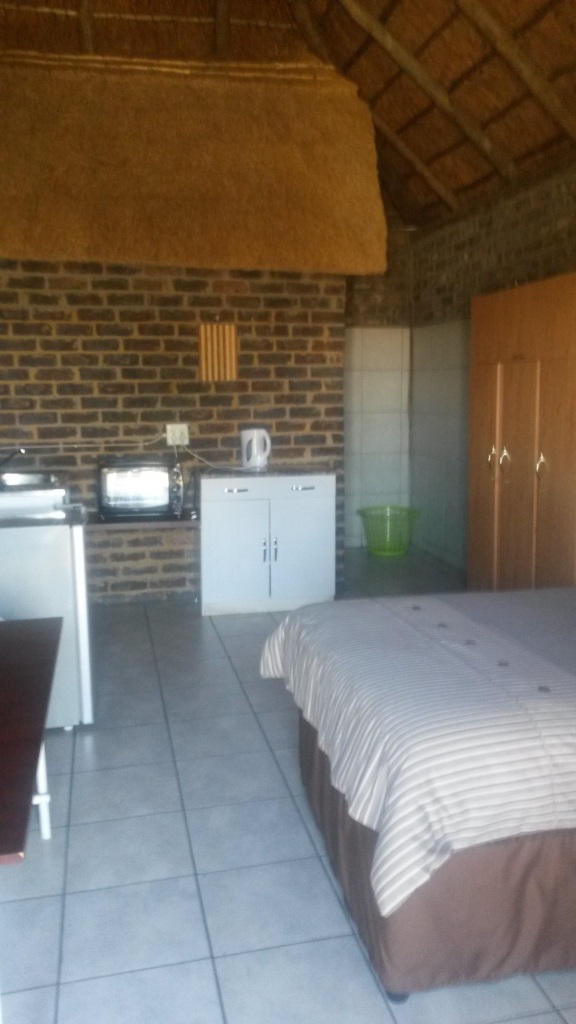 Delmas Overnight 213, Eloff, Delmas, Mpumalanga, 2211
