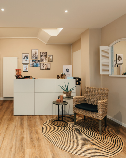 skinra.beauty Kosmetik | Zürich Seefeld | Sekretär