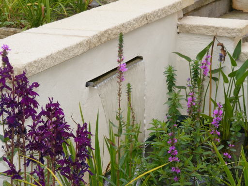 Contemporary water feature