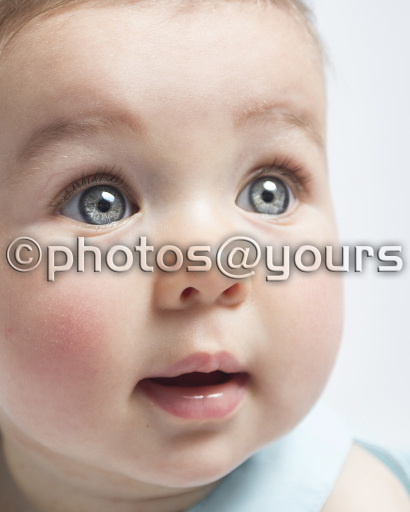 a baby portrait taken by photosatyours