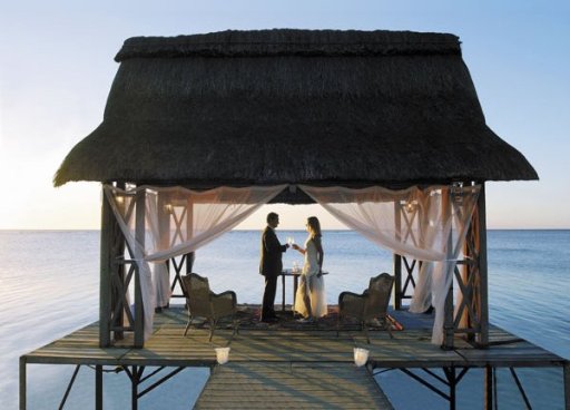 Wedding on Jetty in Mauritius
