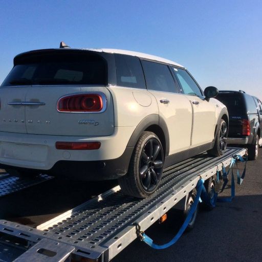 Transporting a BMW MINI