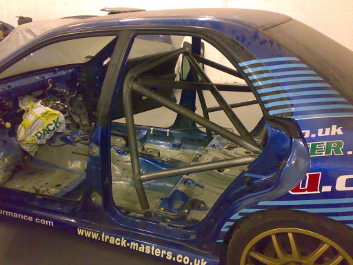 rollcage installation