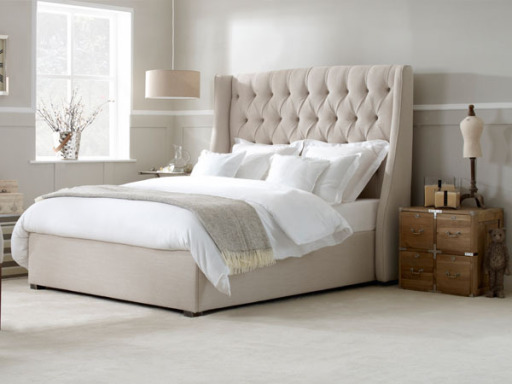 Austen Winged Bed - Buttoned with Wings
