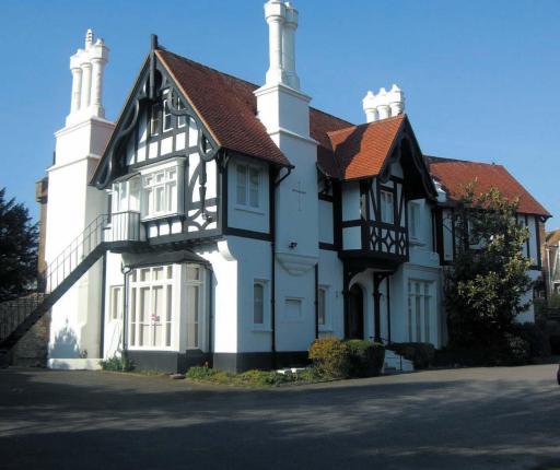 Tudor Court Chiropractic - Worthing Chiropractor