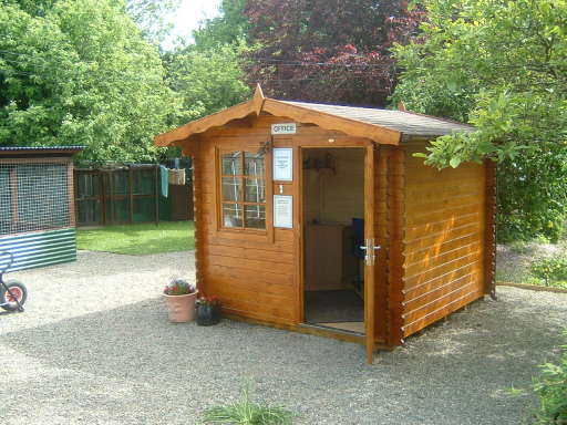 Office ADIE kennels &amp; Cattery