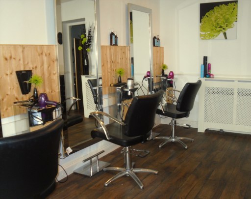class cutz, styling area