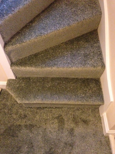 Kite Stairs with a Traditional Bullnose