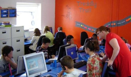 Working with maths &amp; english students aged 5-16 to make a real difference.