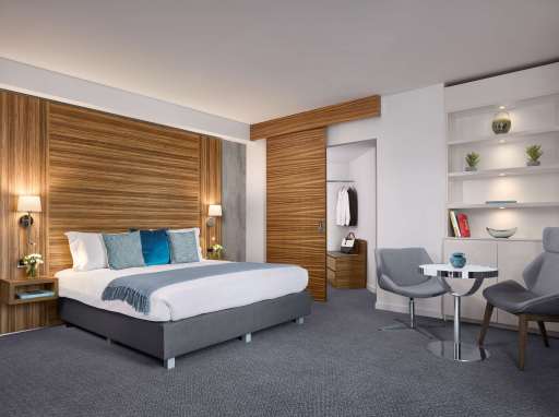 Presidential suite bedroom