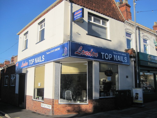 London Top Nails in Cleethorpes