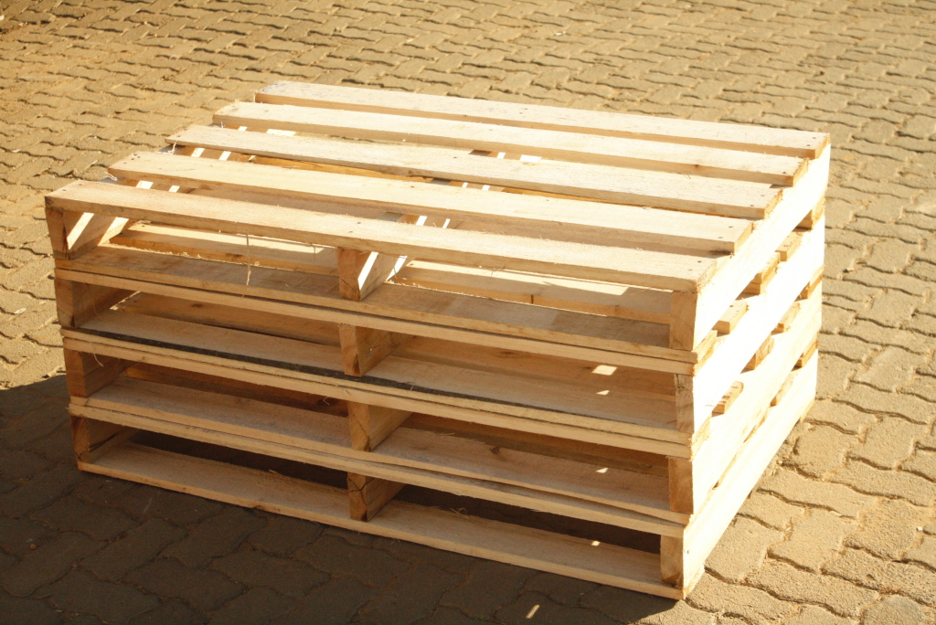 Patch a Pallet Plot 26 Zwartkops, Krugersdorp, 1747