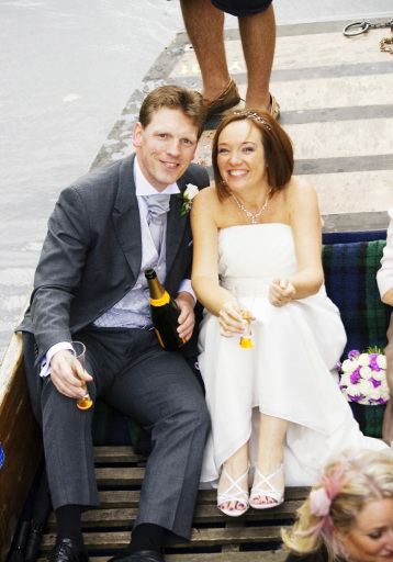 Wedding day in a punt