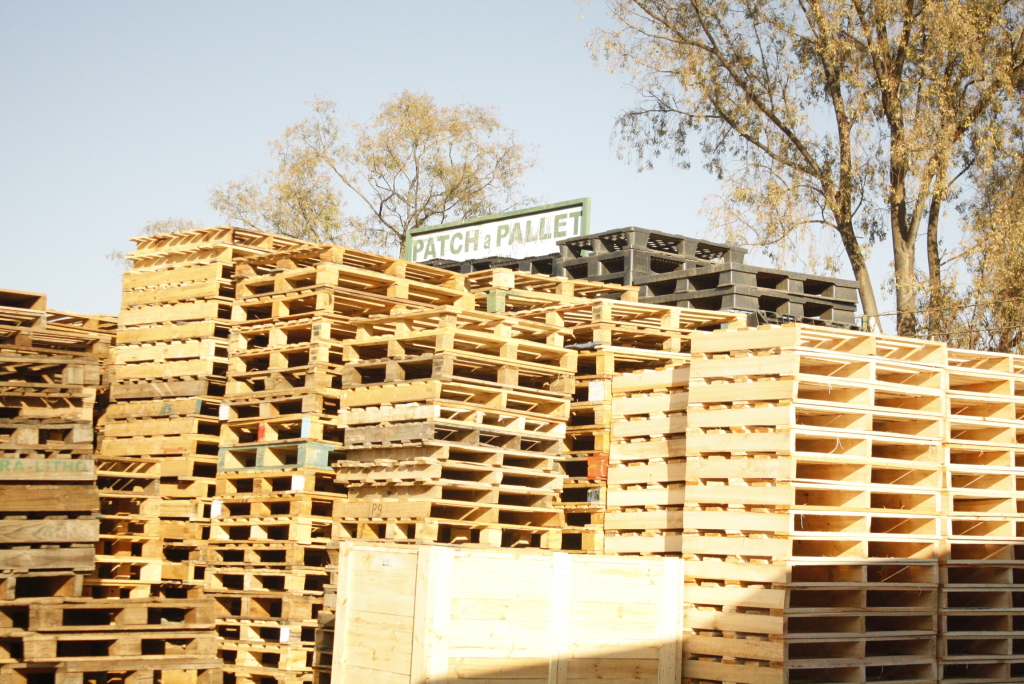 Patch a Pallet Plot 26 Zwartkops, Krugersdorp, 1747