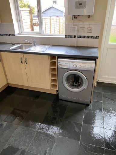 deep cleaning services northampton