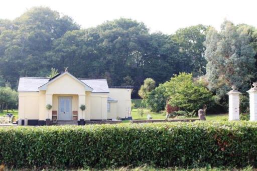 Exeter Lodge