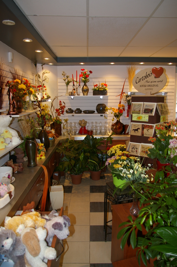 Quebec Fleuriste 1680 1ere avenue, Quebec, QC, G1L 3L6