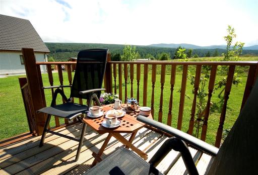 Refreshments Al Fresco at Binnilidh Mhor Bed and Breakfast