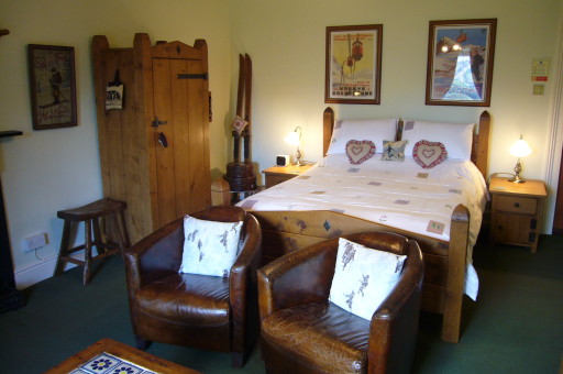 Alpine Cow bedroom