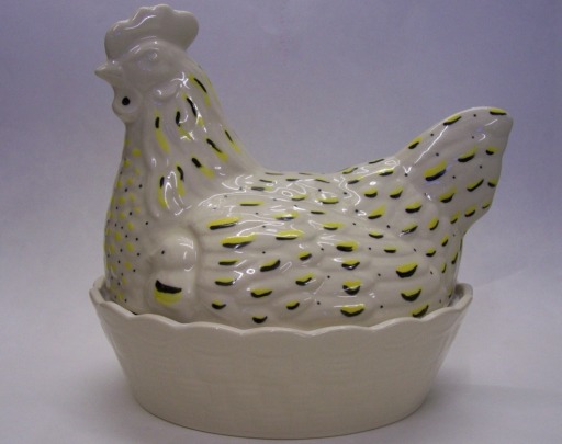 Ceramic Hen on nest egg holder