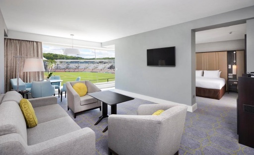 King Junior Suite