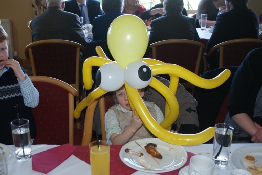 Zoes Face Painting Balloon Modelling