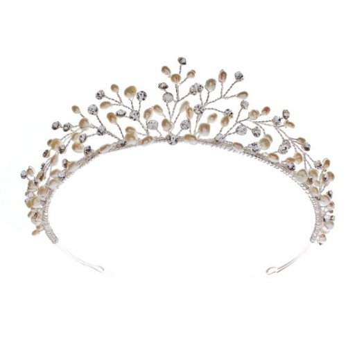 Abundant with freshwater pearls and sparkling crystal diamante is the refined Elizabeth collection