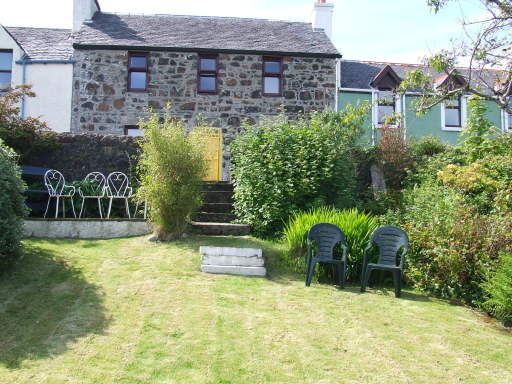 Aisling Cottage - Self Catering, Tobermory, Isle of Mull - stunning views, winter special offer