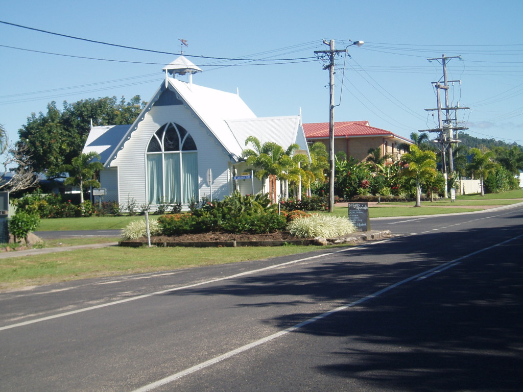 Kurrimine Beach Property Sales and Rentals 6 Hawthorne Drive, Kurrimine