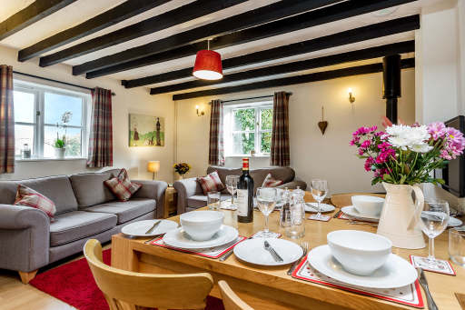 Frys Barn Holiday Cottage