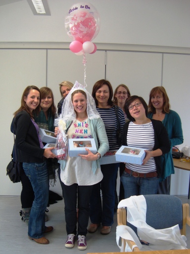 Cup cake decorating party