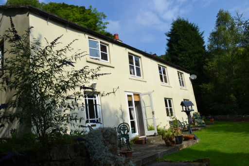 Crow Pie Cottage front elevation overlooking Matlock Bath and beautiful Derwent Valley