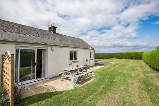 Patio and garden Tweed Cottage at West Ord Cottages, Berwick upon Tweed