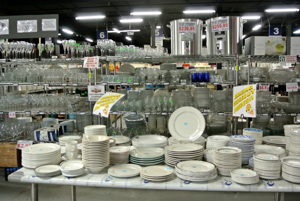 Dean Supply Company 3500 Woodland Ave, Cleveland, OH, 44115