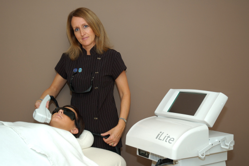 Eileen with our Caci IPL System