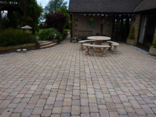 block paved driveway in malvern worcestershire