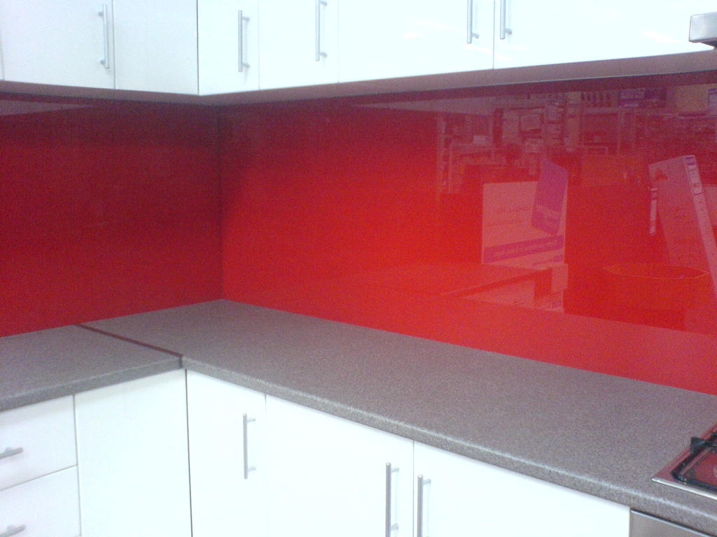 paint on glass splashbacks 75 Barwon Terrace, South Geelong Victoria, 3220
