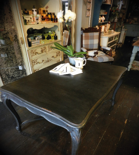 Ned and Nancy's suppliers and painters of characterful furniture