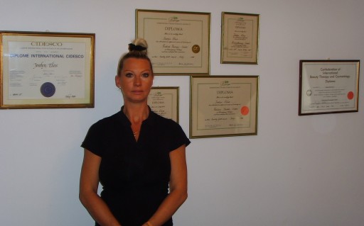 Jocelyn Hale - The Aromatherapy Centre