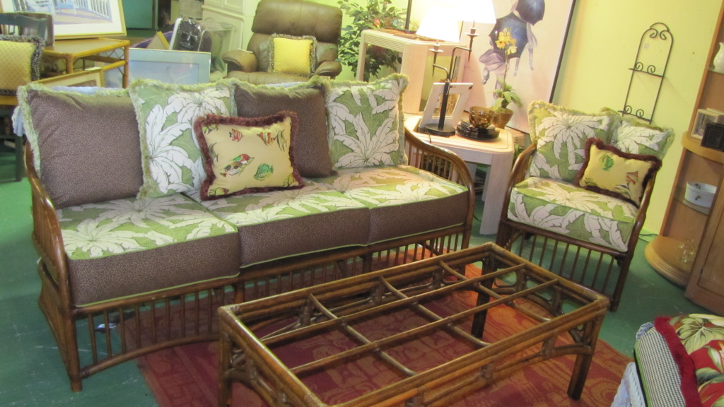 Brittany & Sondra's Furniture Consignment 17851 Pine Ridge rd, Fort