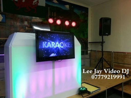Lee J Disco Karaoke
