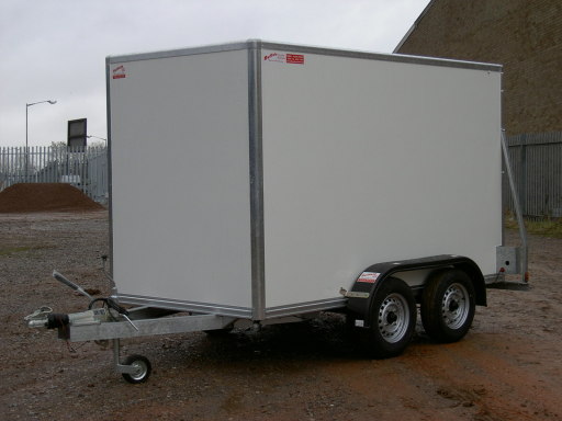 BOX TRAILER