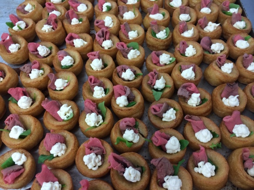 canapes - mini yorkshire puddings with Hampshire beef and horseradish sauce