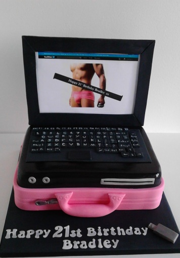 Laptop cake