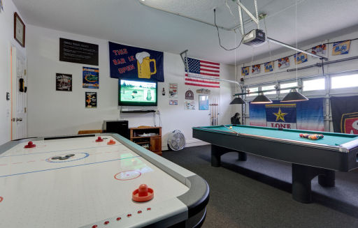 Games Room - Luxury Orlando Villa - Pool, Air Hockey, Nintendo Wii