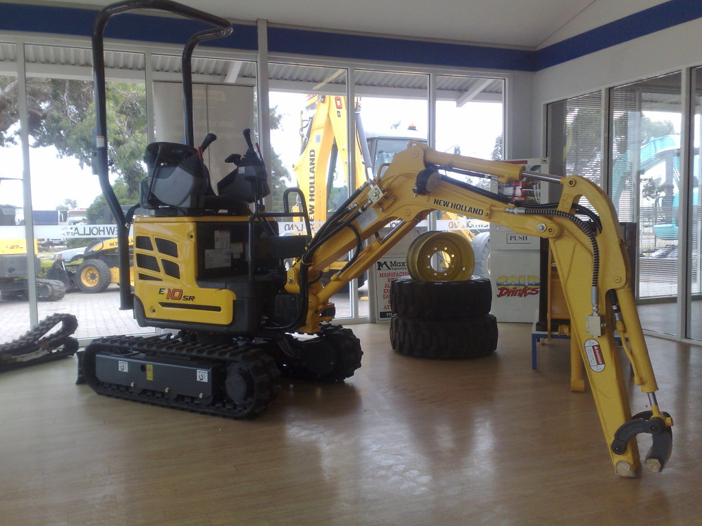 GEO Machinery, New Holland Construction specialists 163 Francis Road