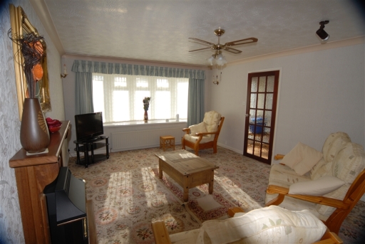 Somerset Holiday Homes Lounge area