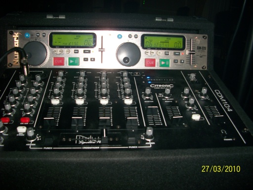 CD &amp; THE LATEST DDS80 MP3 MIXING UNIT