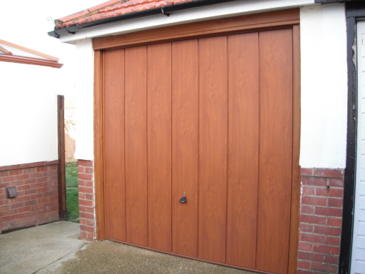 Garador Sherwood Retractable Door