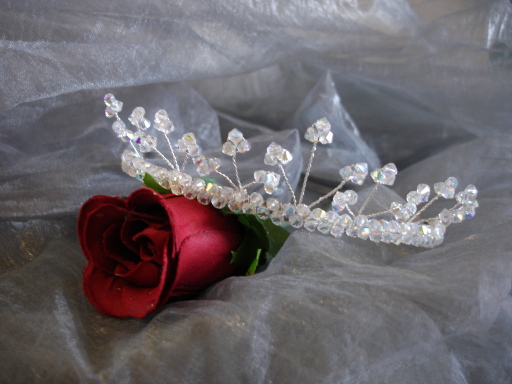 Traditional crystal tiara design, co ordinating styles avaliable for bridal parties.